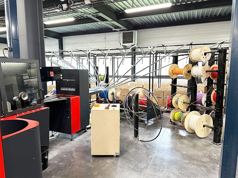 Portique de dévidage de fils en box et en touret | Mecaspin
