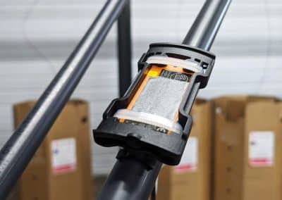 Détecteur de fin de fil qui alerte automatiquement le technicien d'une fin de bobine.